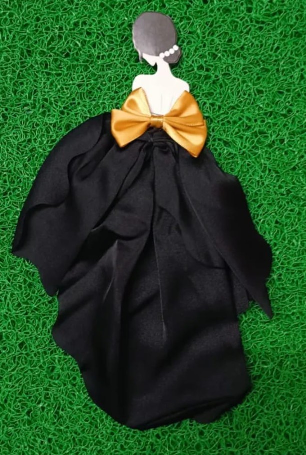 Lady Cloth Topper